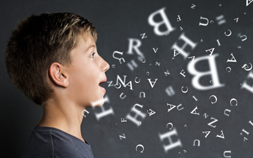 Через 20 лет в сфере социальных связей мы увидим еще более тесное и глубокое взаимодействие между людьми