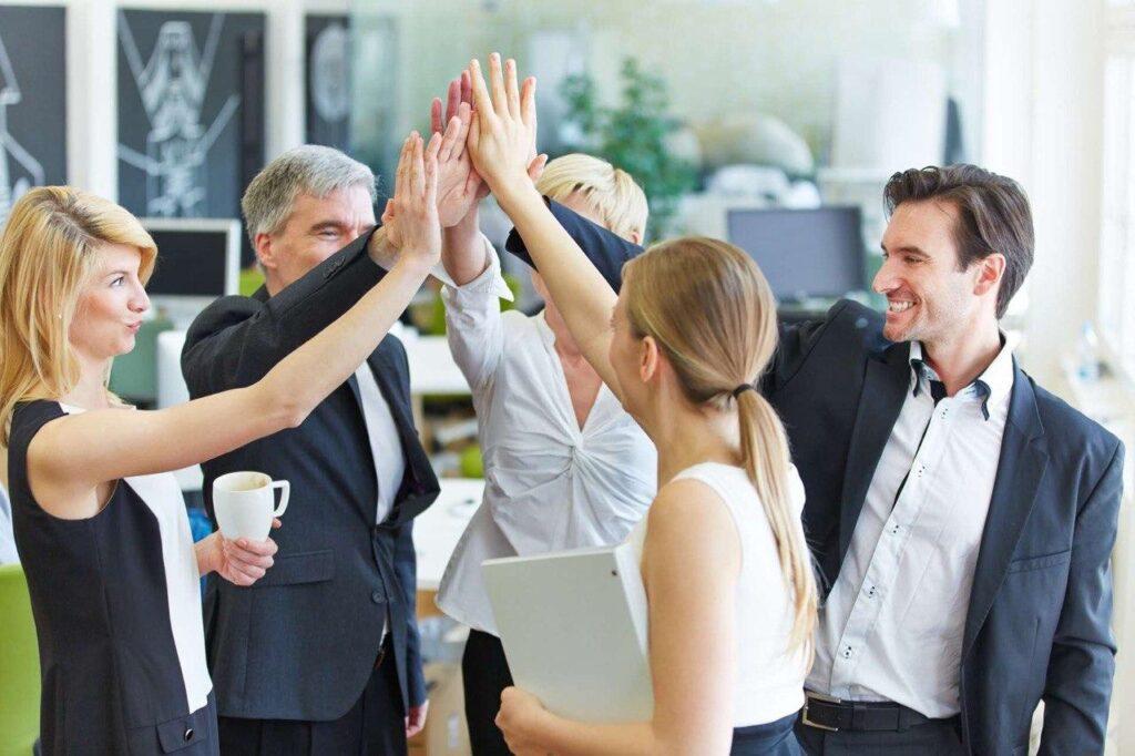 Через 50 лет в сфере убеждения людей будет царить взаимопонимание