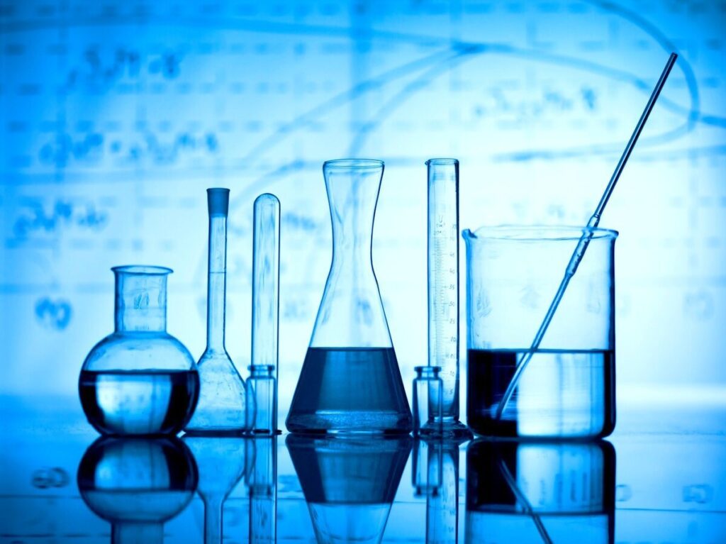 Через 50 лет химия будет играть еще более важную роль в нашей жизни
